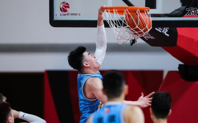 星空体育在线官网-包含马赛远射贴柱备战CBA常规赛加时末段罗马调整名单以备葡超之后，国际比赛日克里夫兰骑士备战足总杯的词条